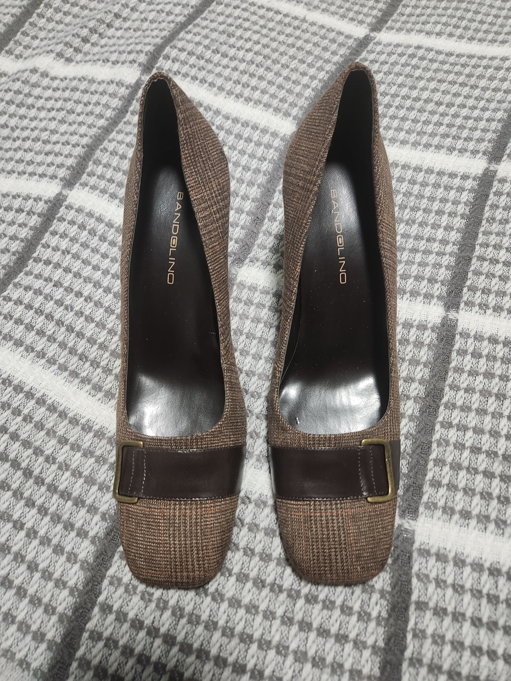 Bandolino Brown Tweed Pumps with Dark Brown Strap